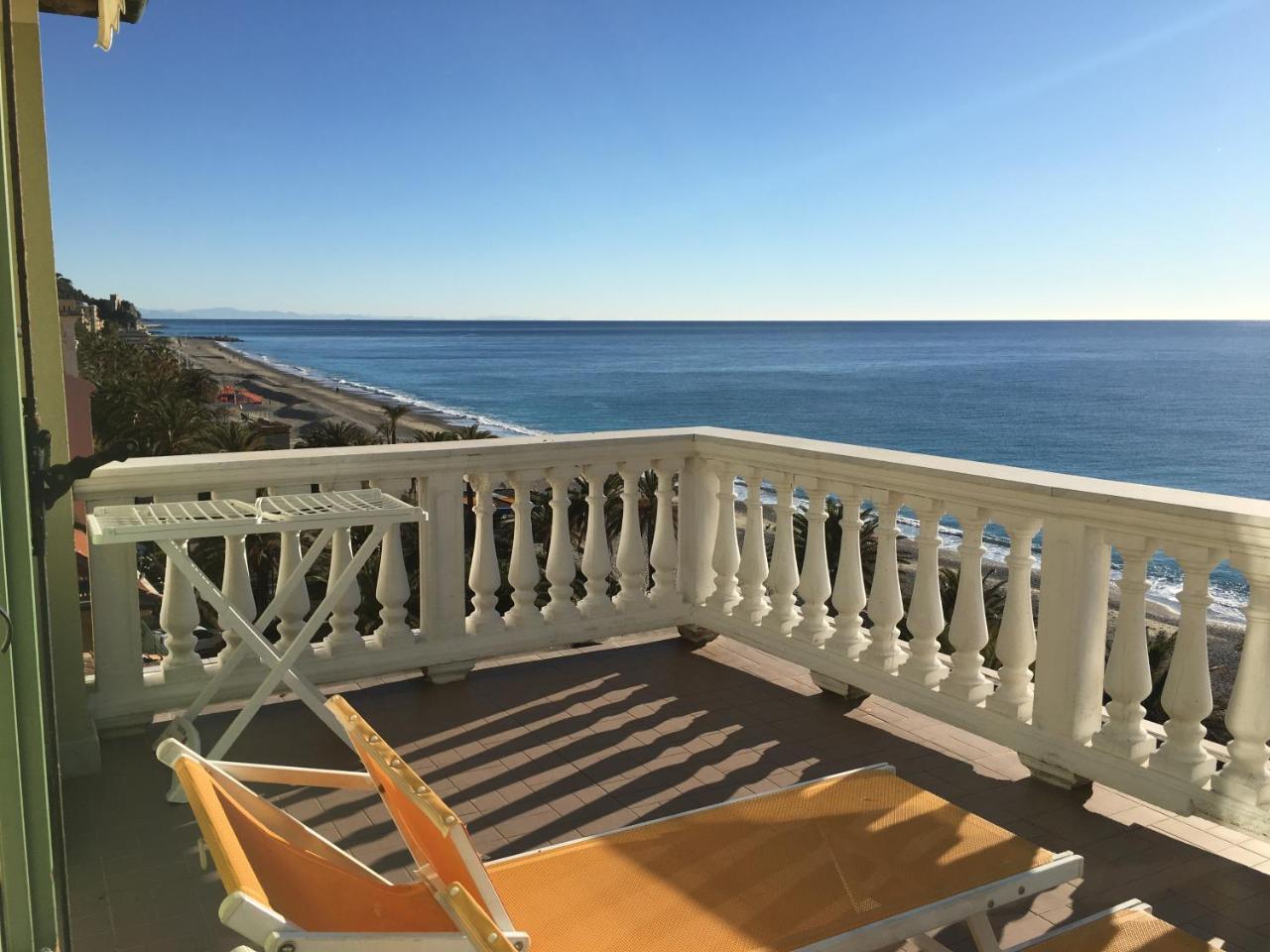 La Villetta Appartamenti Per Vacanze Finale Ligure Zewnętrze zdjęcie