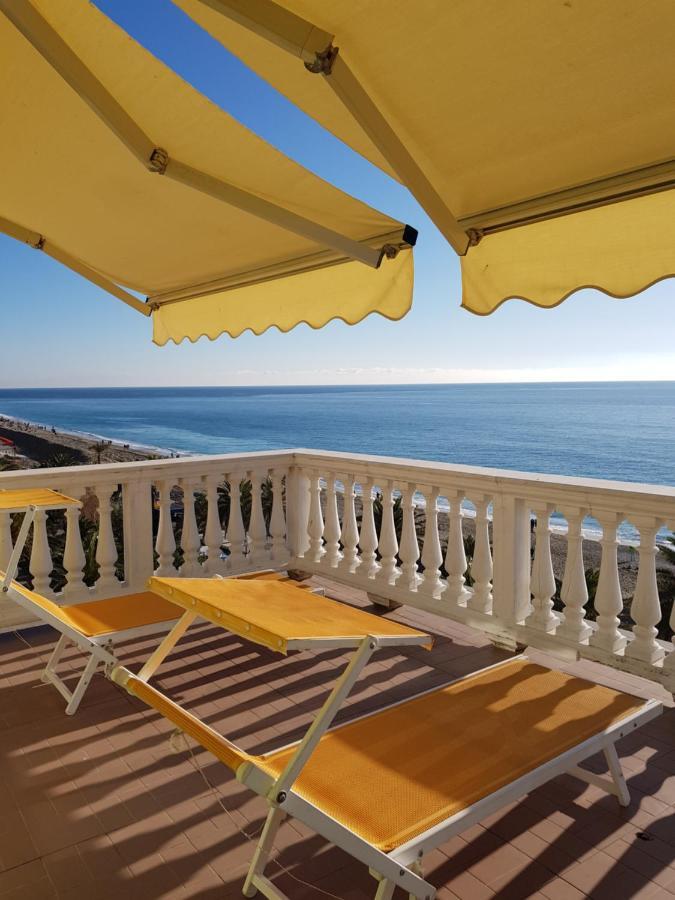 La Villetta Appartamenti Per Vacanze Finale Ligure Zewnętrze zdjęcie